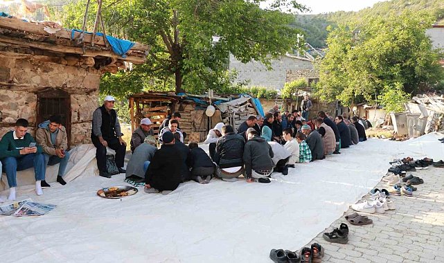 Konya'da mahalleli kurbana 'Bayram Damı' ile başlıyor.