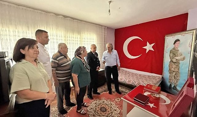 Kuşadası Kaymakamı Keklik'ten yoğun bayram mesaisi