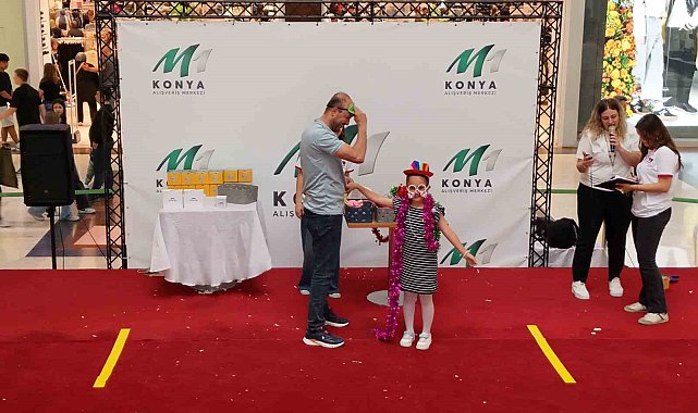 M1 Konya AVM'de Babalar Günü'ne özel yarışma yapıldı