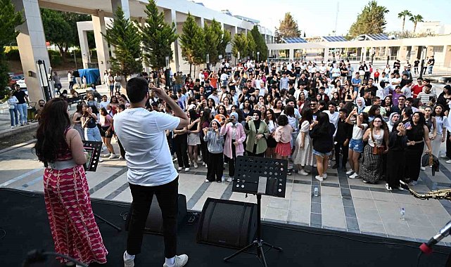 Mersin'de öğrencilere YKS öncesi moral etkinliği