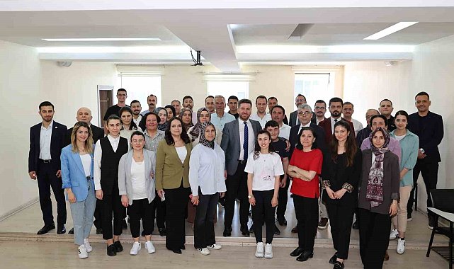 Mesai arkadaşlarıyla bayramlaşan Başkan Tatık'tan birlik ve beraberlik vurgusu
