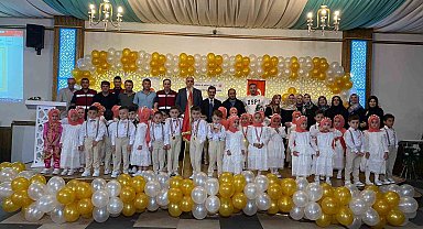 Miniklerin kapanış programı dikkat çekti