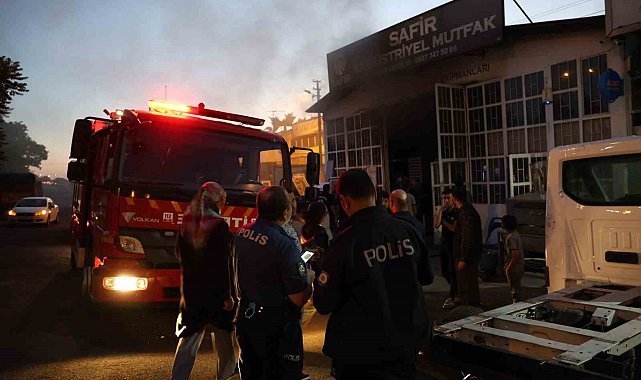 Nevşehir'de iş yeri yangını paniğe neden oldu