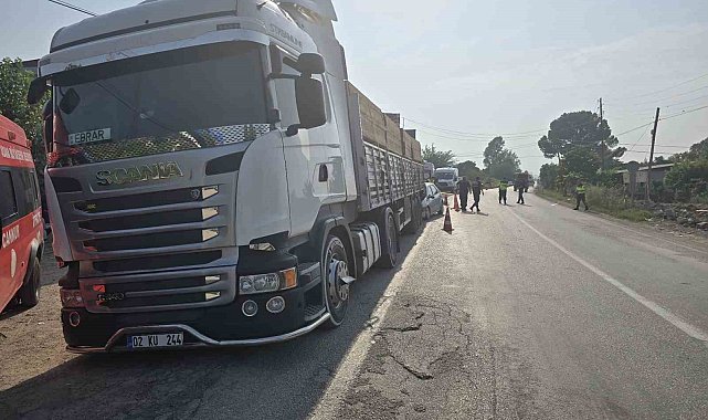 Otomobil kamyona çarptı, sürücü hayatını kaybetti