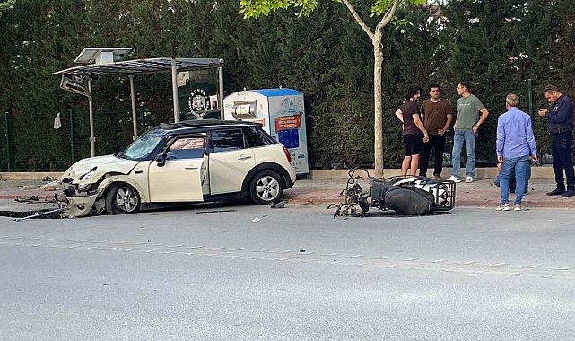 Otomobilin çarptığı motokurye hayatını kaybetti