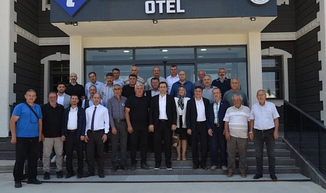 Söğüt muhtarlarından Kaymakam Tuncer'e veda yemeği