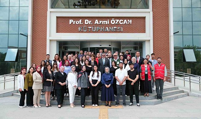 Sosyal hizmet öğrencilerinden uygulamalı proje sunumu