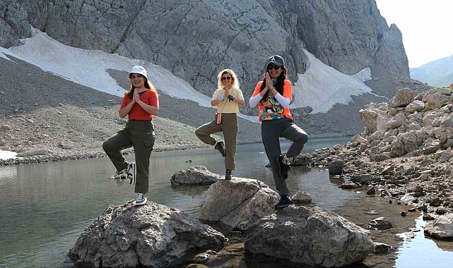 Tabiat güzelliğiyle mest eden Erzincan'da doğaseverlerin yeni gözdesi Sohmarik Yaylası