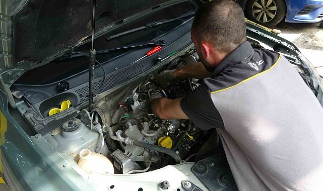Trabzon'da sel hasarları servislere araç girişini artırdı