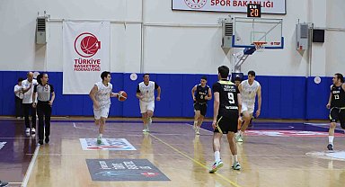 TÜSF Erkekler Basketbol 2. Ligi'nde şampiyon Arel Üniversitesi oldu
