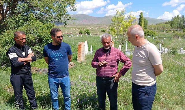 Unutulan kahramanın mezarı sessizliğe gömülüyor