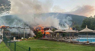 Erdek'te otelde yangın