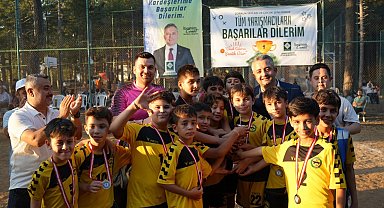Samet Aybaba futbol turnuvası tamamlandı