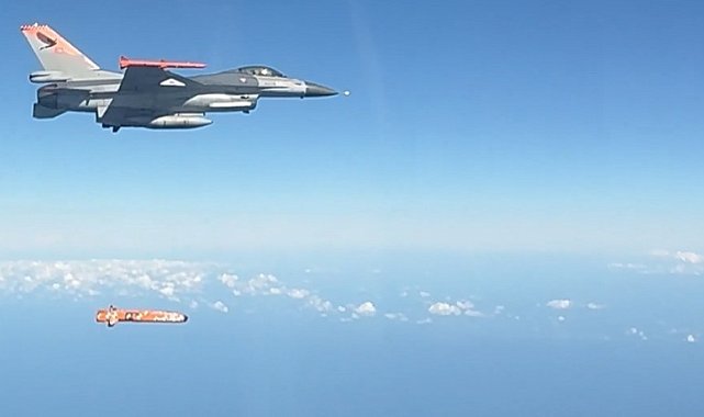 Milli füze SOM-J, düşük irtifa ve manevra testinde üstün performans gösterdi