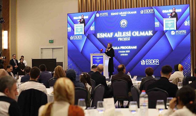 Bakan Göktaş "Esnaf Ailesi Olmak" projesinin galasına katıldı
