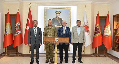 Başkan Dumandağ, Kolordu Komutanı Durmaz ile bir araya geldi