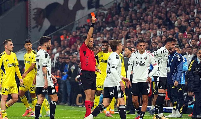Beşiktaş, bir Fenerbahçe maçında yine kırmızı kart gördü
