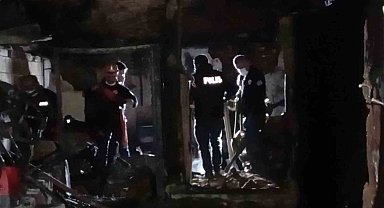 Bursa'daki ev yangınında kaybolan yaşlı adamın cansız bedeni bulundu