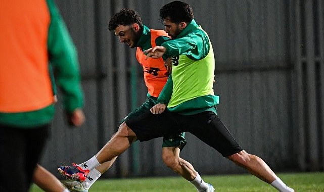 Bursaspor'da Gebzespor maçı hazırlıkları sürüyor