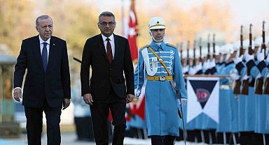 Cumhurbaşkanı Erdoğan, KKTC Cumhurbaşkanı Erhürman'ı resmi törenle karşıladı