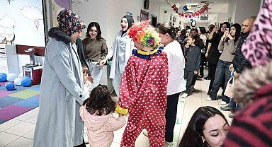 Diyabetli çocuklar için oluşturulan oyun ve terapi odası hizmete girdi