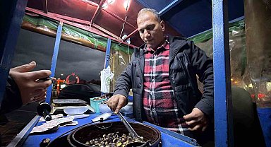 Düzce'nin coğrafi işaretli "kuzu kestanesi" tezgahları süsledi