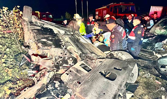Edirne'de hatalı sollama zincirleme kazaya neden oldu: 1 ölü, 2 yaralı