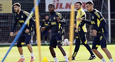 Fenerbahçe'de Rizespor mesaisi devam etti