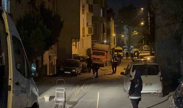 Gebze'de 7 katlı binanın çökmesinin ardından zeminin tomografisi santim santim çekiliyor