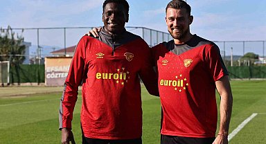 Göztepe'de Lis ve Heliton, istikrarlarıyla dikkat çekti