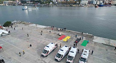 İki yıl önce gemi facialarının yaşandığı Zonguldak'ta gemi kazası tatbikatı düzenlendi