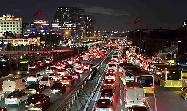 İstanbul'da trafik yoğunluğu yüzde 78'e ulaştı