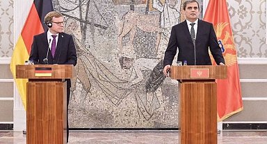 Karadağ Dışişleri Bakanı İbrahimovic: "Türk vatandaşlarına yönelik geçici vize uygulamasının 10 ila 15 gün içerisinde kaldırılacağına inanıyoruz"