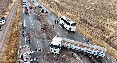 Kayseri'de aynı yolda 2 kaza: 1 ölü, 2 yaralı