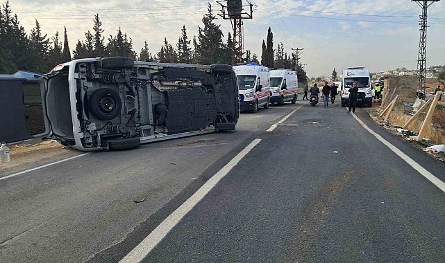 Kilis'te iki araç çarpıştı: 4 yaralı