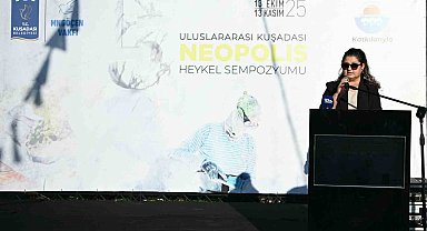 Kuşadası'nda mermer bloklar adalet temasıyla yontuldu