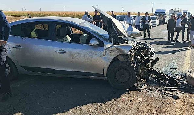 Mardin'de iki otomobil çarpıştı: 6 yaralı