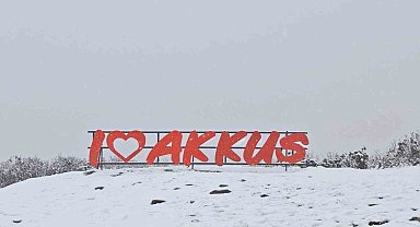 Ordu'nun yükseklerinde kar yağışı