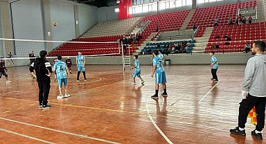 Patnos'ta "Okul Sporları" müsabakaları başladı