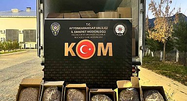 Polis yaklaşık 3 ton kaçak tütün ele geçirdi