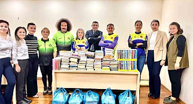 "Pedalla Kitap Götürüyoruz" kampanyasına destek