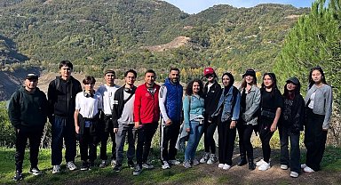 SUBÜ öğrencileri Yuvacık'ta doğa yürüyüşü yaptı