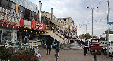 Şüpheliyi kırık fayans durdurdu