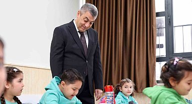 Vali Toros: "Yıkılan bin 469 derslik yerine bin 534 modern derslik yaptık"