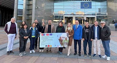 Yaşlıların dijital okuryazarlığını güçlendirmek için önemli adım