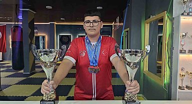 15 yaşındaki milli dart sporcusu Atasayar'dan önemli başarılar