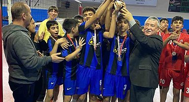 'Okul Sporları Voleybol Yıldız Erkekler' müsabakaları sonuçlandı