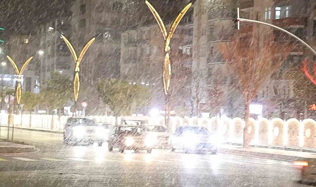 Aksaray'da beklenen kar yağışı başladı