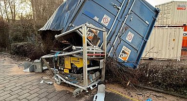 Almanya'da kontrollü patlatmada yanlış tespit: 28 konut hasar gördü, 58 kişi evsiz kaldı