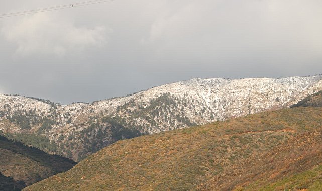 Amanoslar beyaza büründü